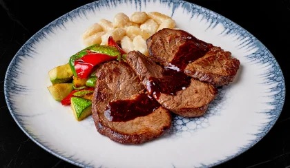 Karabiber Soslu Steak
