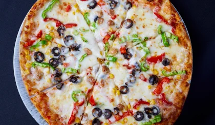 Bol Sebzeli Pizza